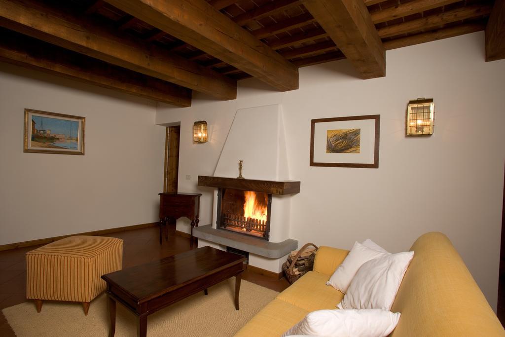 マンチャーノ Fattoria Poggio Focoヴィラ 部屋 写真